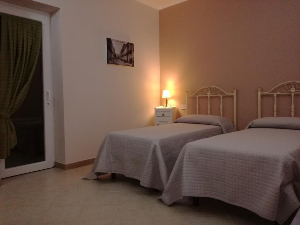La Controra Pension Fasano Buitenkant foto